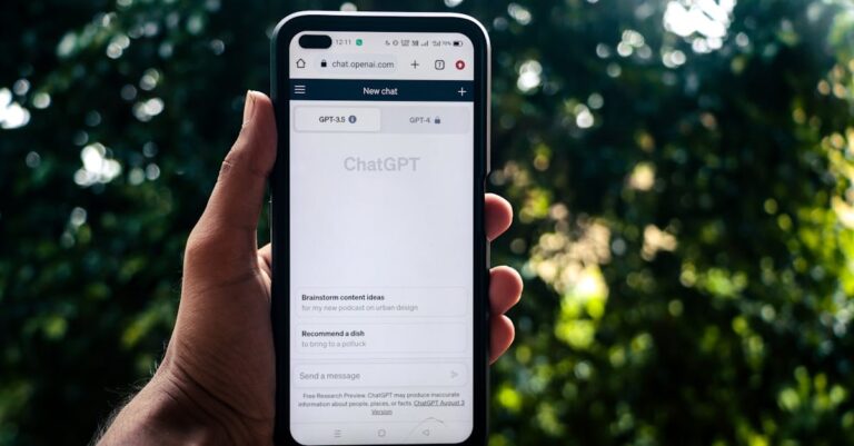 Anthropic Aggiorna Claude: crea app Intelligenti chattando