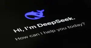 DeepSeek V4: 1.600 miliardi di parametri, chip Huawei, e il prezzo che cambia le regole