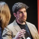 I farmaci dell’AI entrano in clinica: ora tocca alla biologia